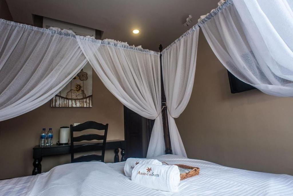 Armenian Suite Hotel Джорджтаун Экстерьер фото