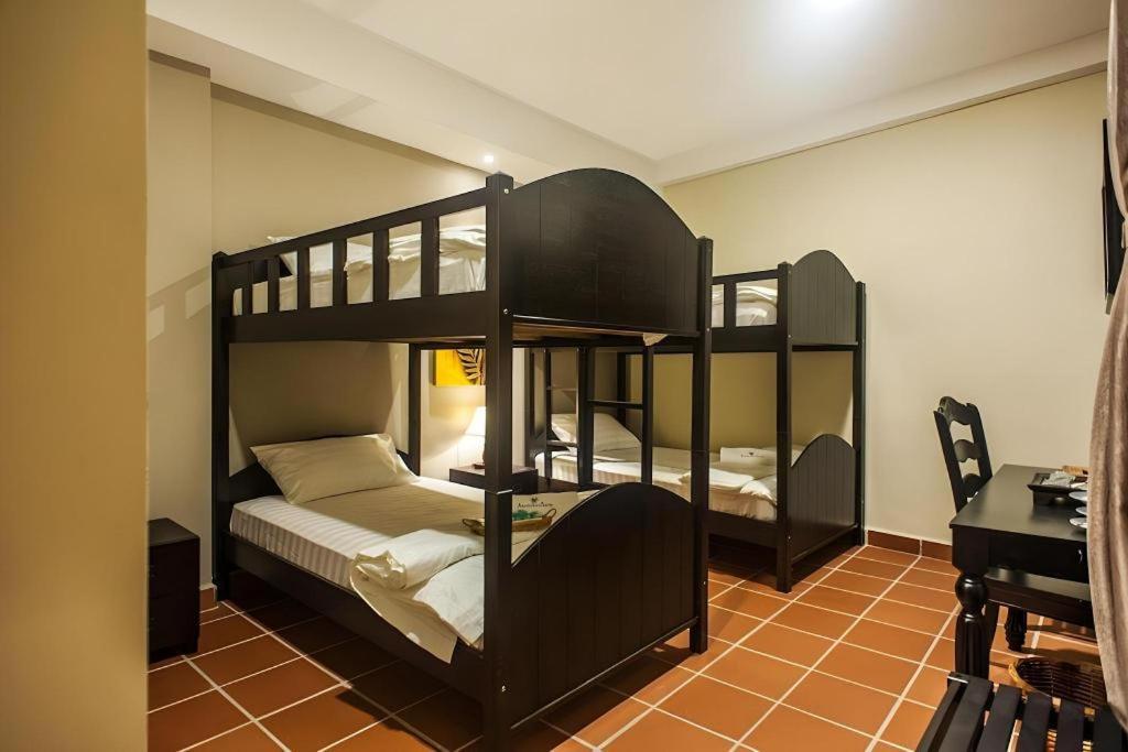 Armenian Suite Hotel Джорджтаун Экстерьер фото